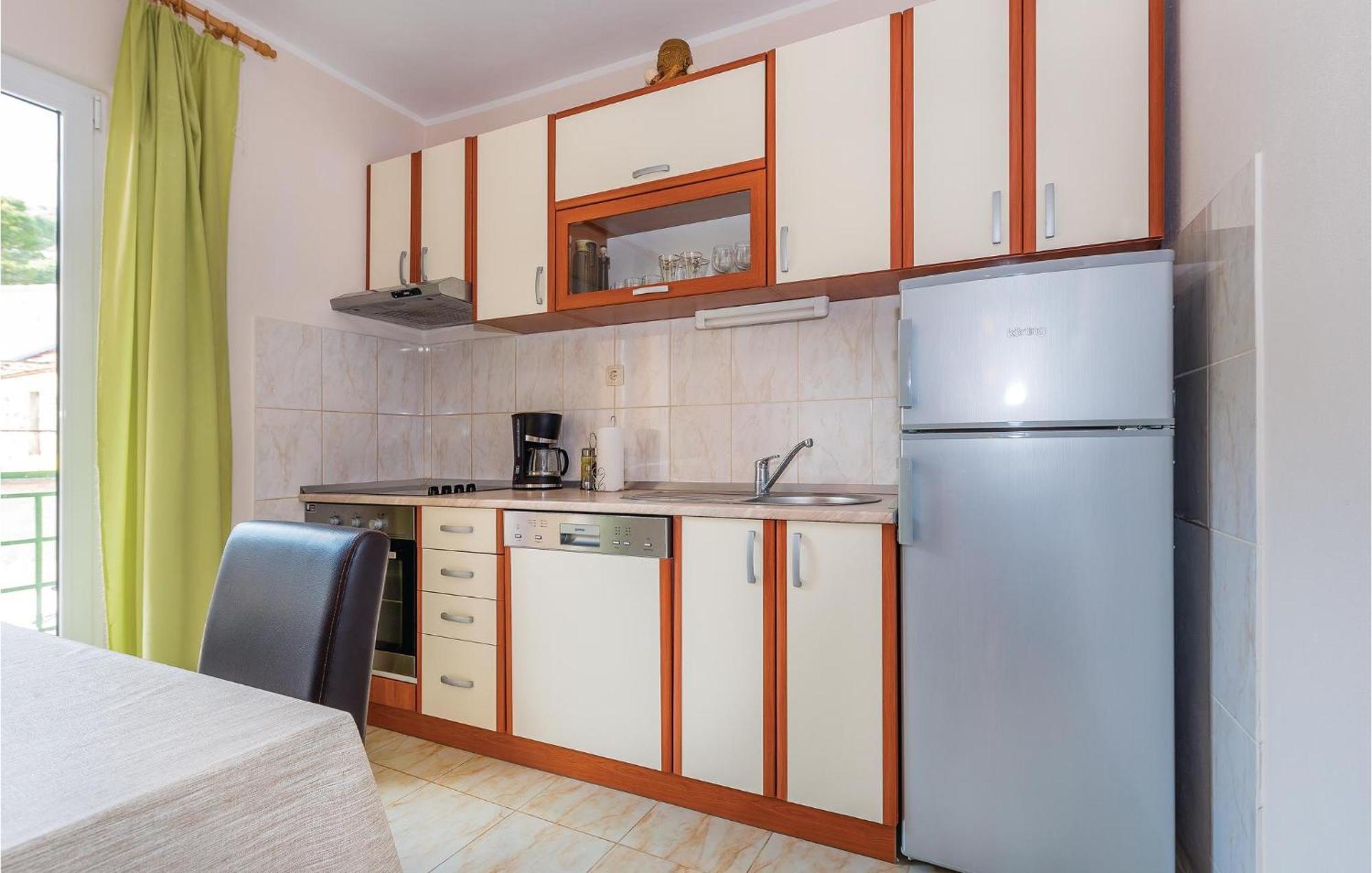 Beautiful Apartment In Raslina With Wifi Exteriér fotografie